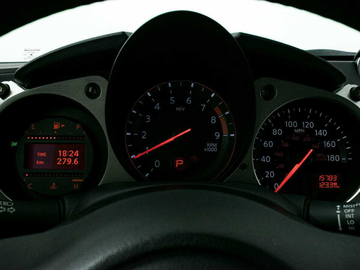 Nissan 370Z с пробегом — 2019 год. Фото: #13