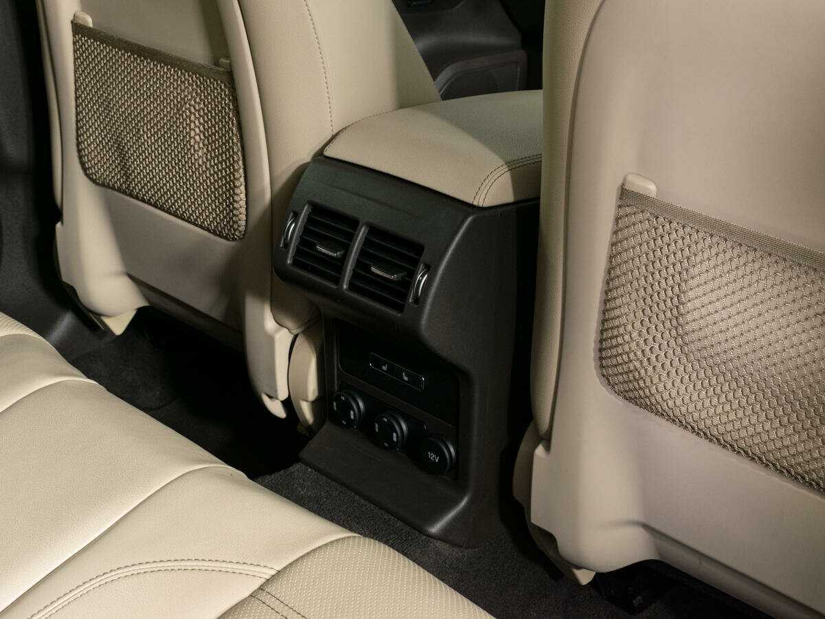 Jaguar F-Pace с пробегом — 2016 год. Фото: #12