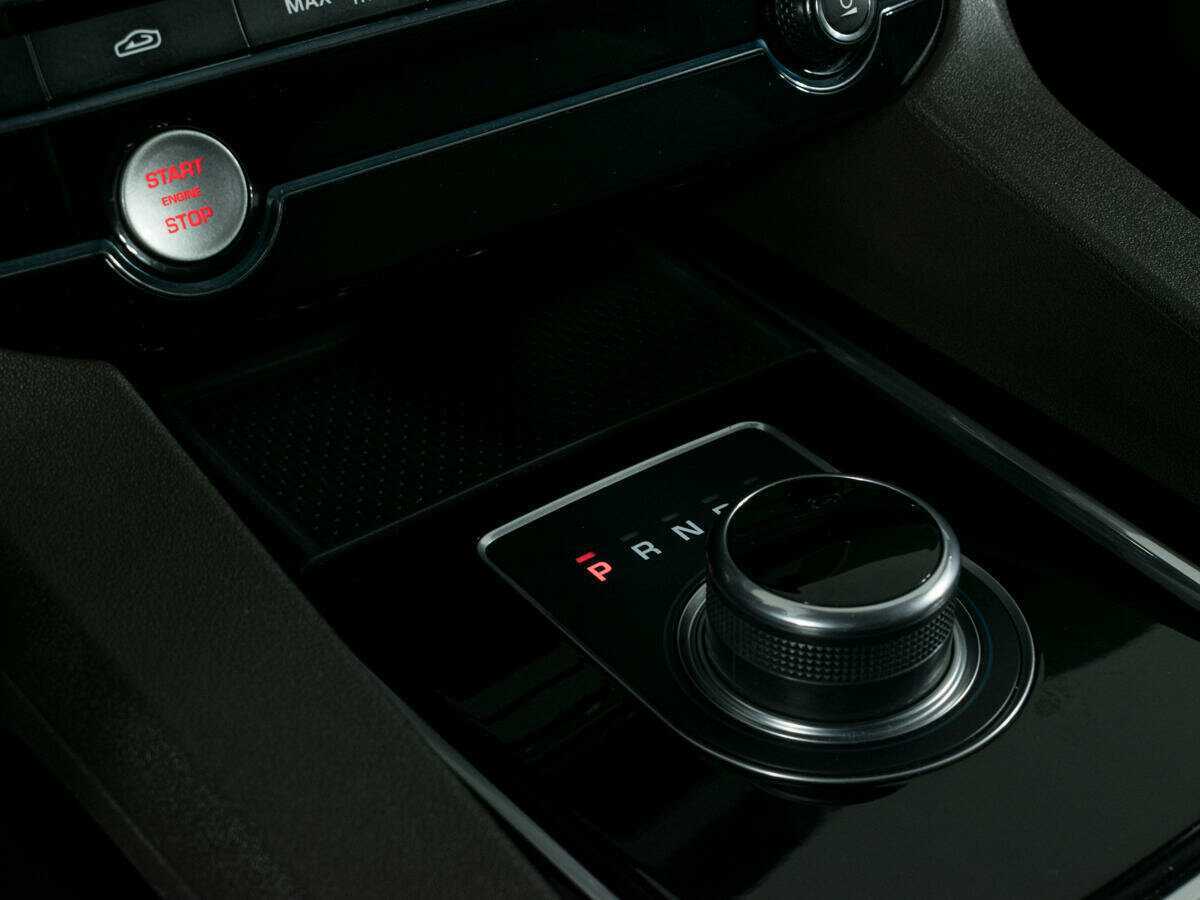 Jaguar F-Pace с пробегом — 2016 год. Фото: #16