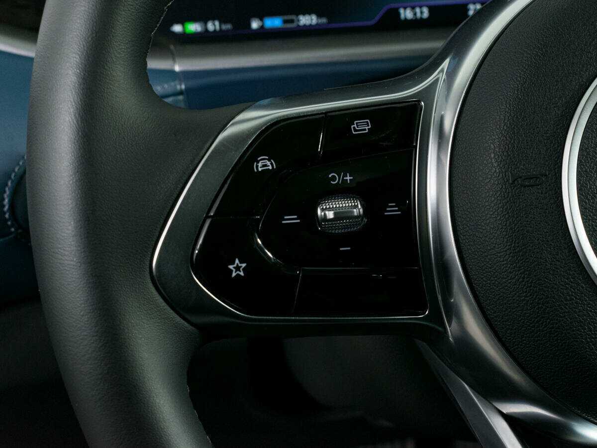 Voyah Free с пробегом — 2023 год. Фото: #13