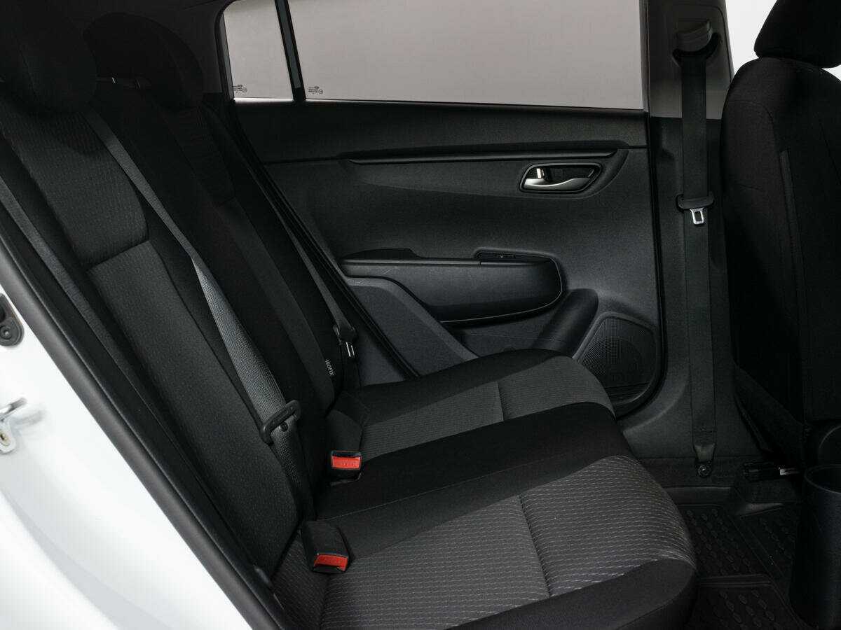 Kia Rio с пробегом — 2020 год. Фото: #9