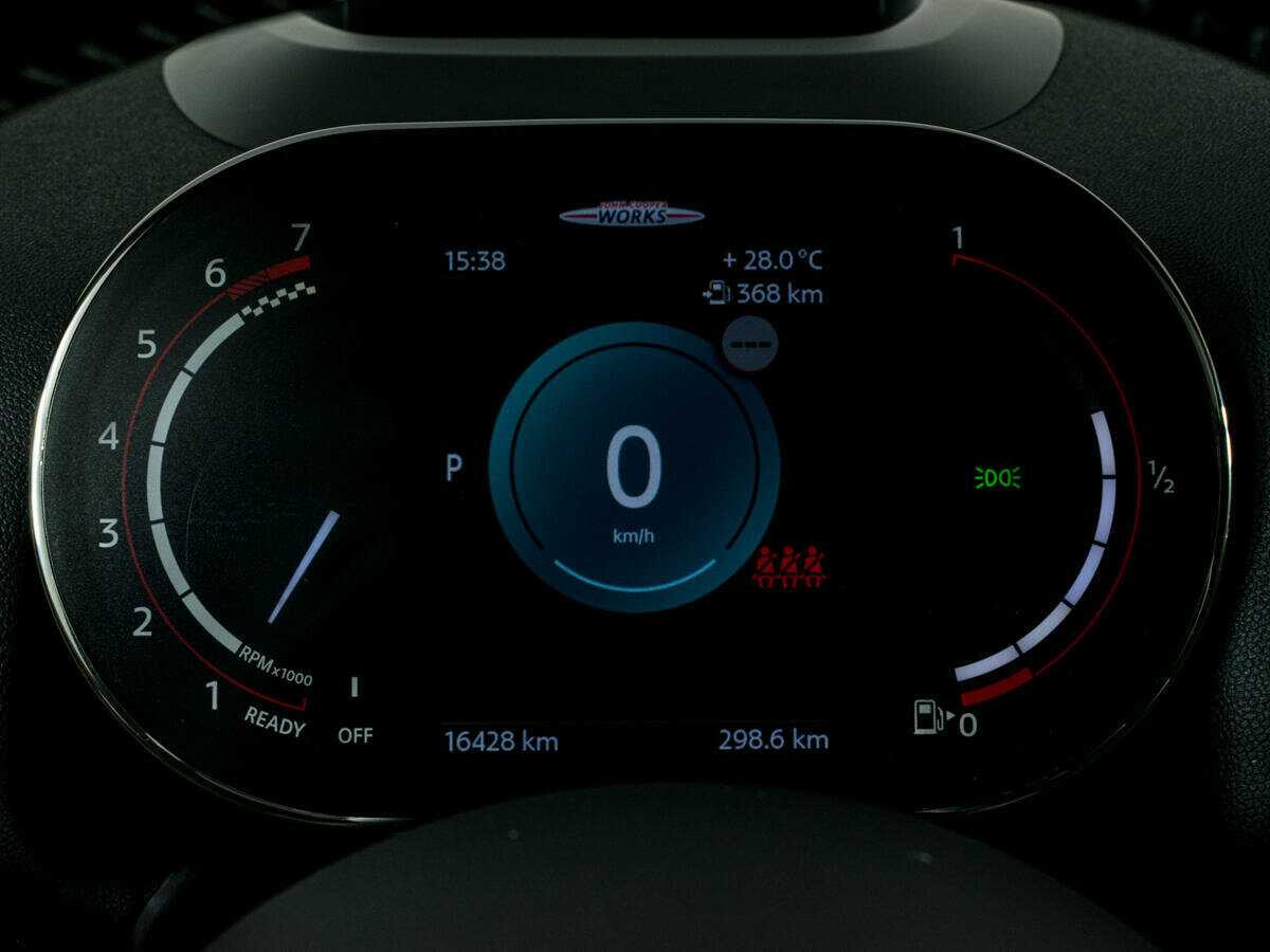 Mini Countryman с пробегом — 2022 год. Фото: #11