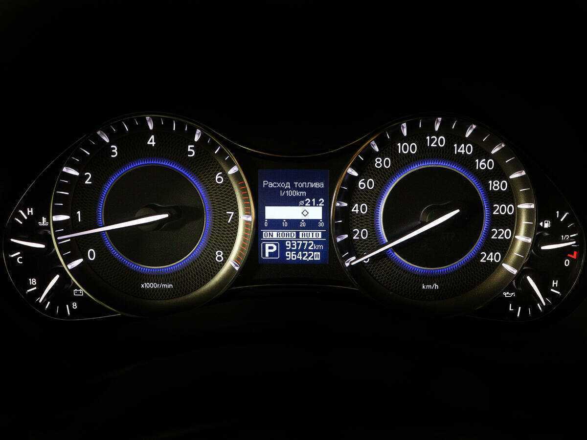 Infiniti QX80 с пробегом — 2018 год. Фото: #10