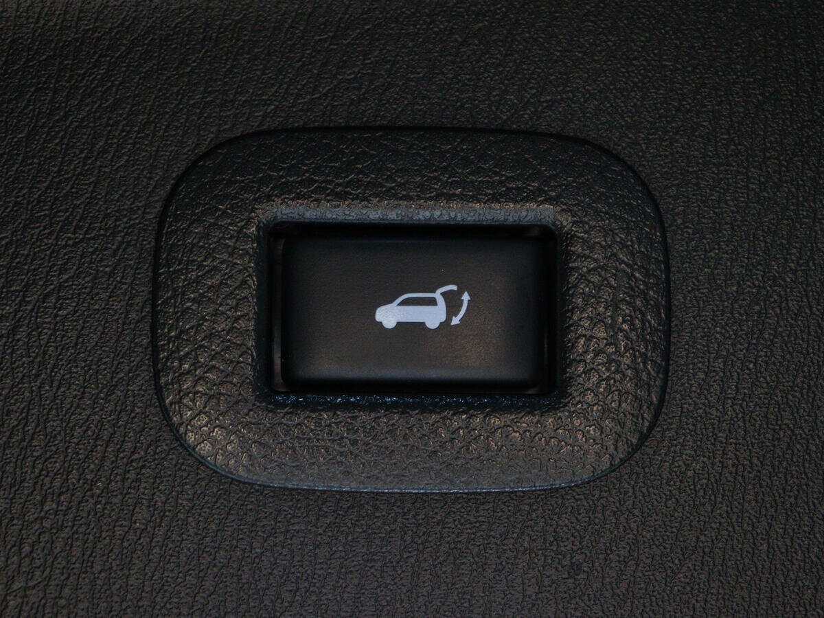 Infiniti QX80 с пробегом — 2018 год. Фото: #18