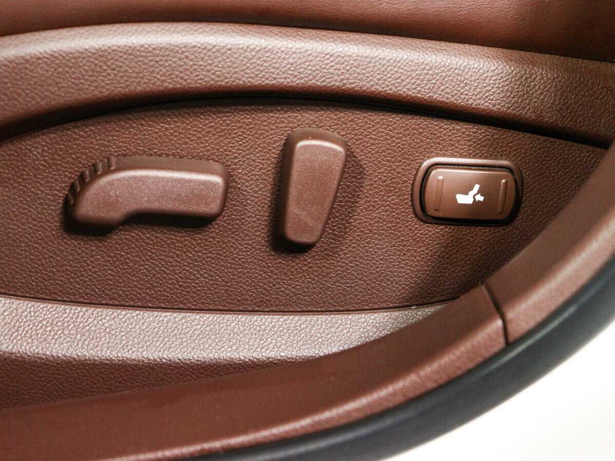 Infiniti QX50 с пробегом — 2014 год. Фото: #13