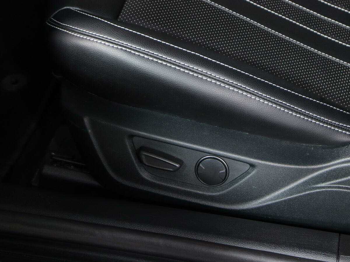 Ford Mustang с пробегом — 2022 год. Фото: #18