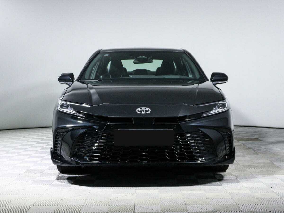 Toyota Camry с пробегом — 2024 год. Фото: #1