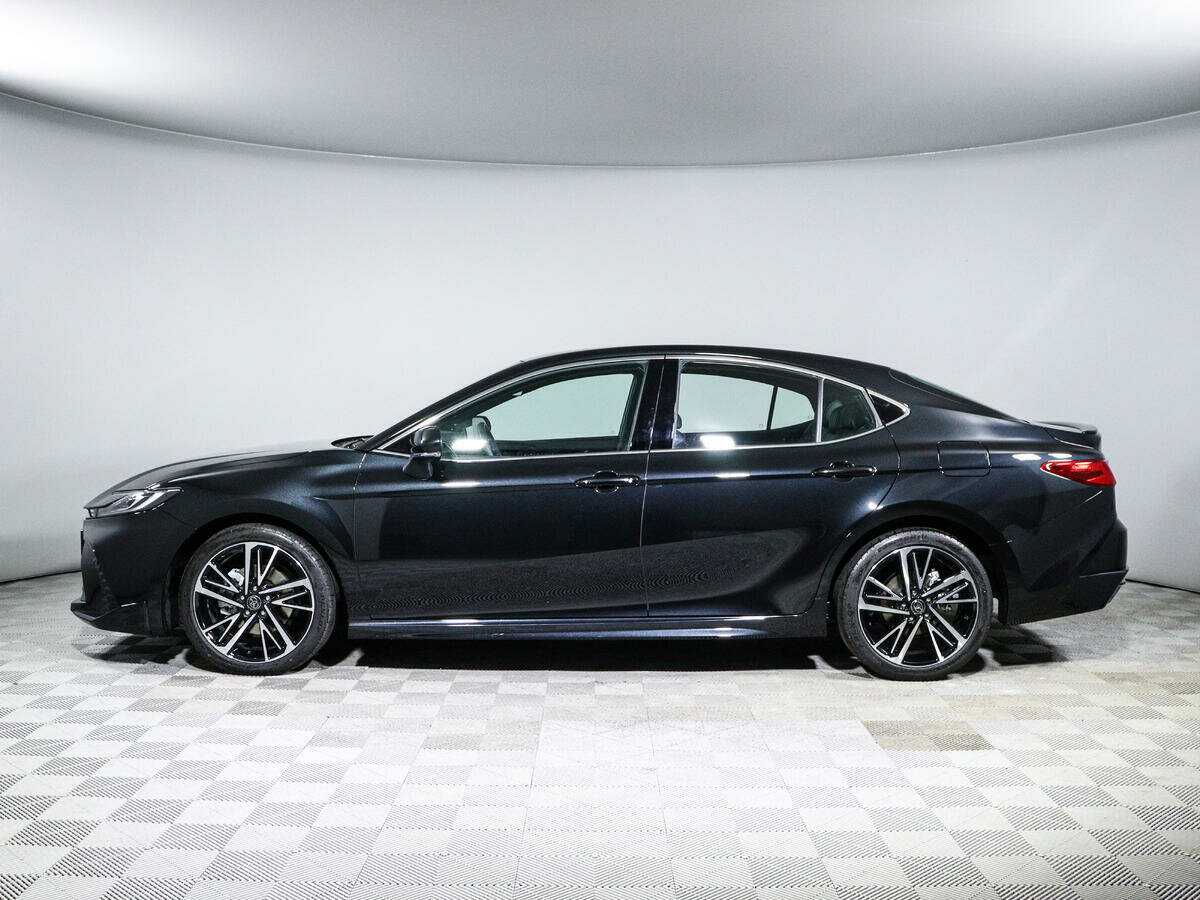 Toyota Camry с пробегом — 2024 год. Фото: #7