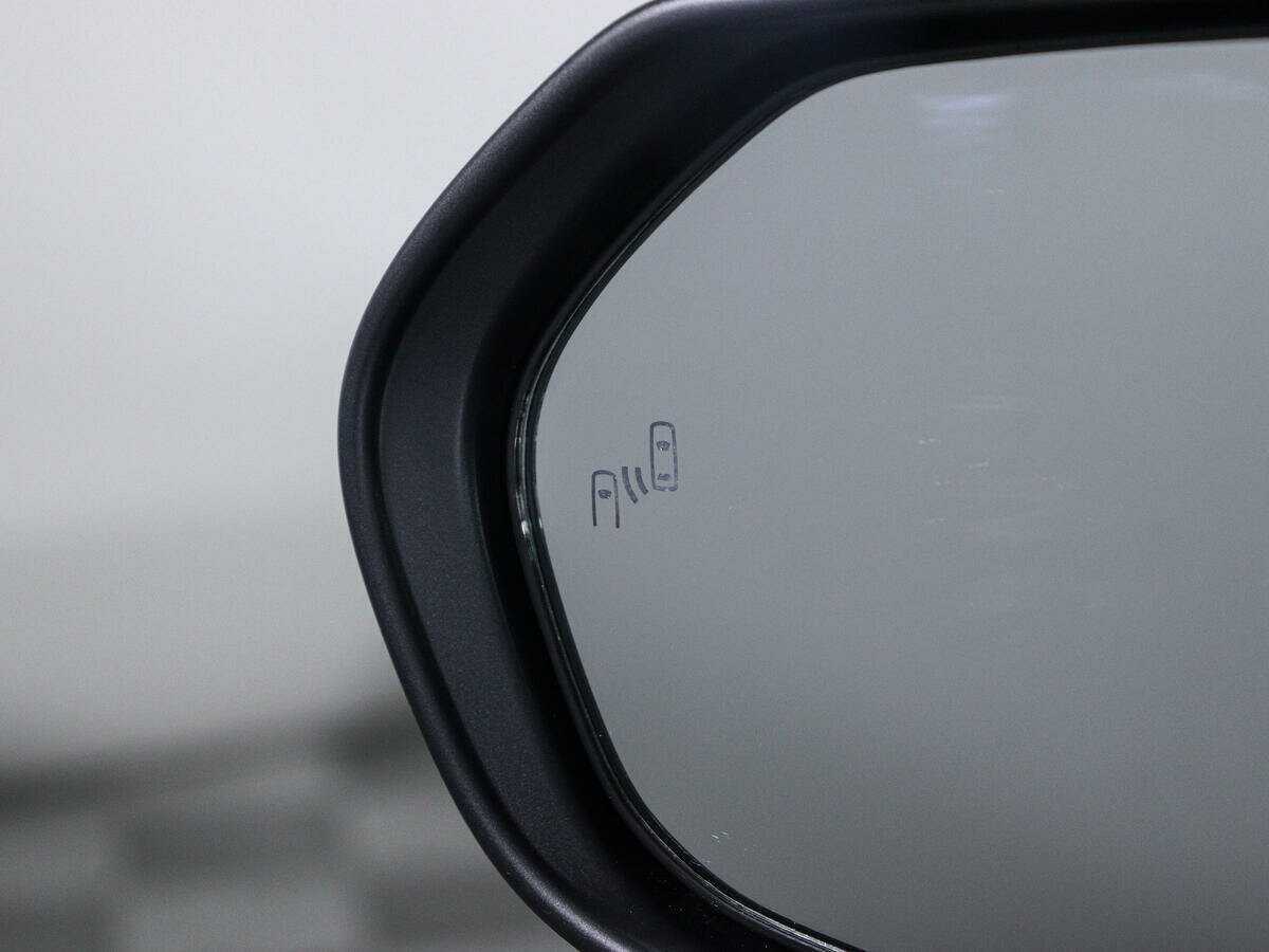 Toyota Camry с пробегом — 2024 год. Фото: #17