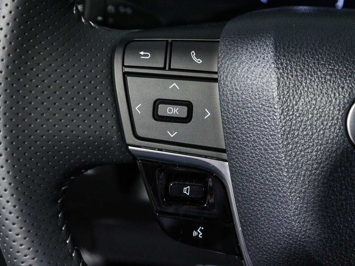 Toyota Camry с пробегом — 2024 год. Фото: #20