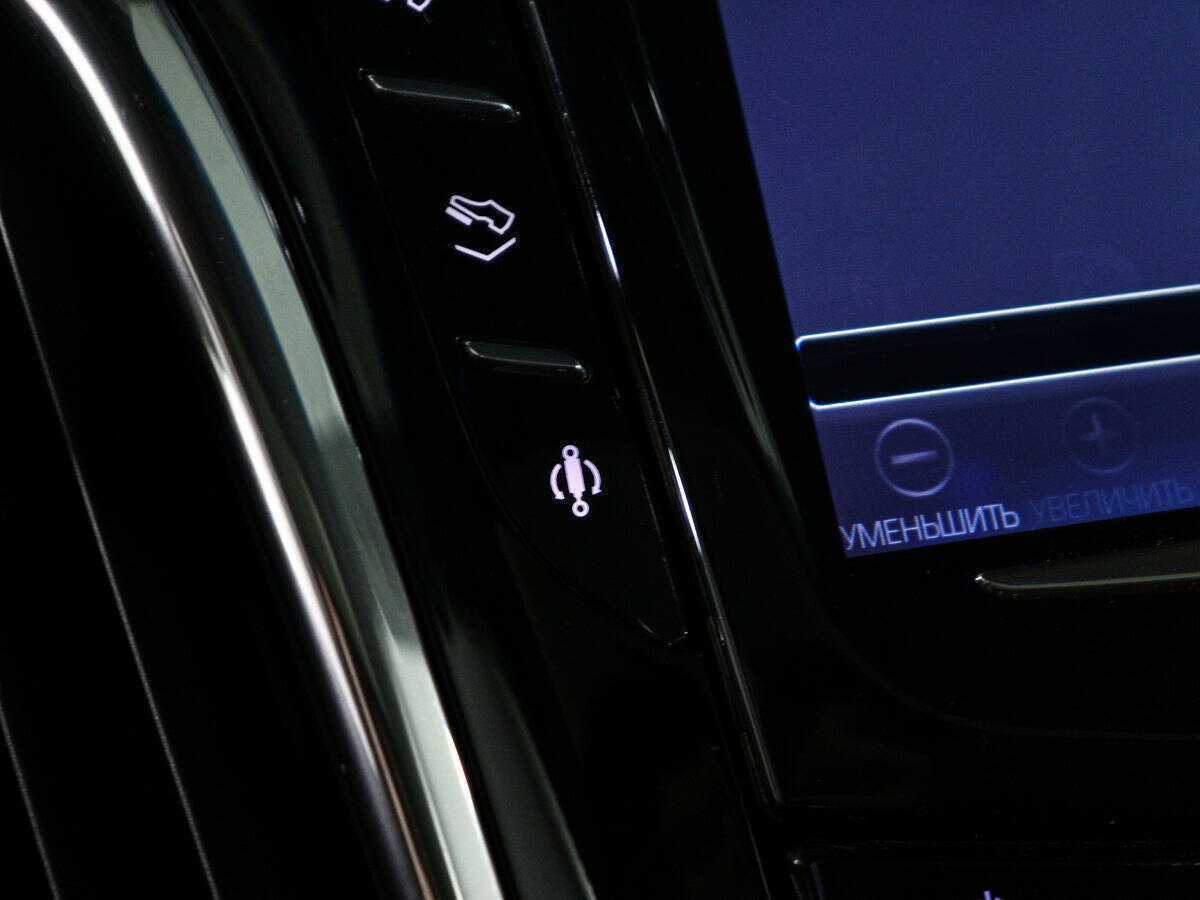 Cadillac Escalade с пробегом — 2016 год. Фото: #30