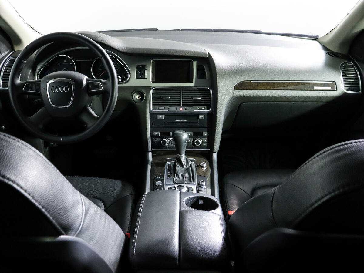 Audi Q7 с пробегом — 2010 год. Фото: #11