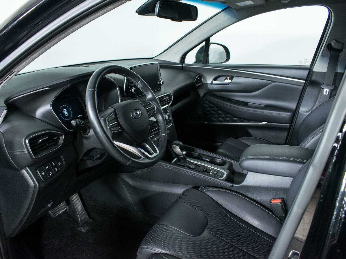 Hyundai Santa Fe с пробегом — 2019 год. Фото: #12