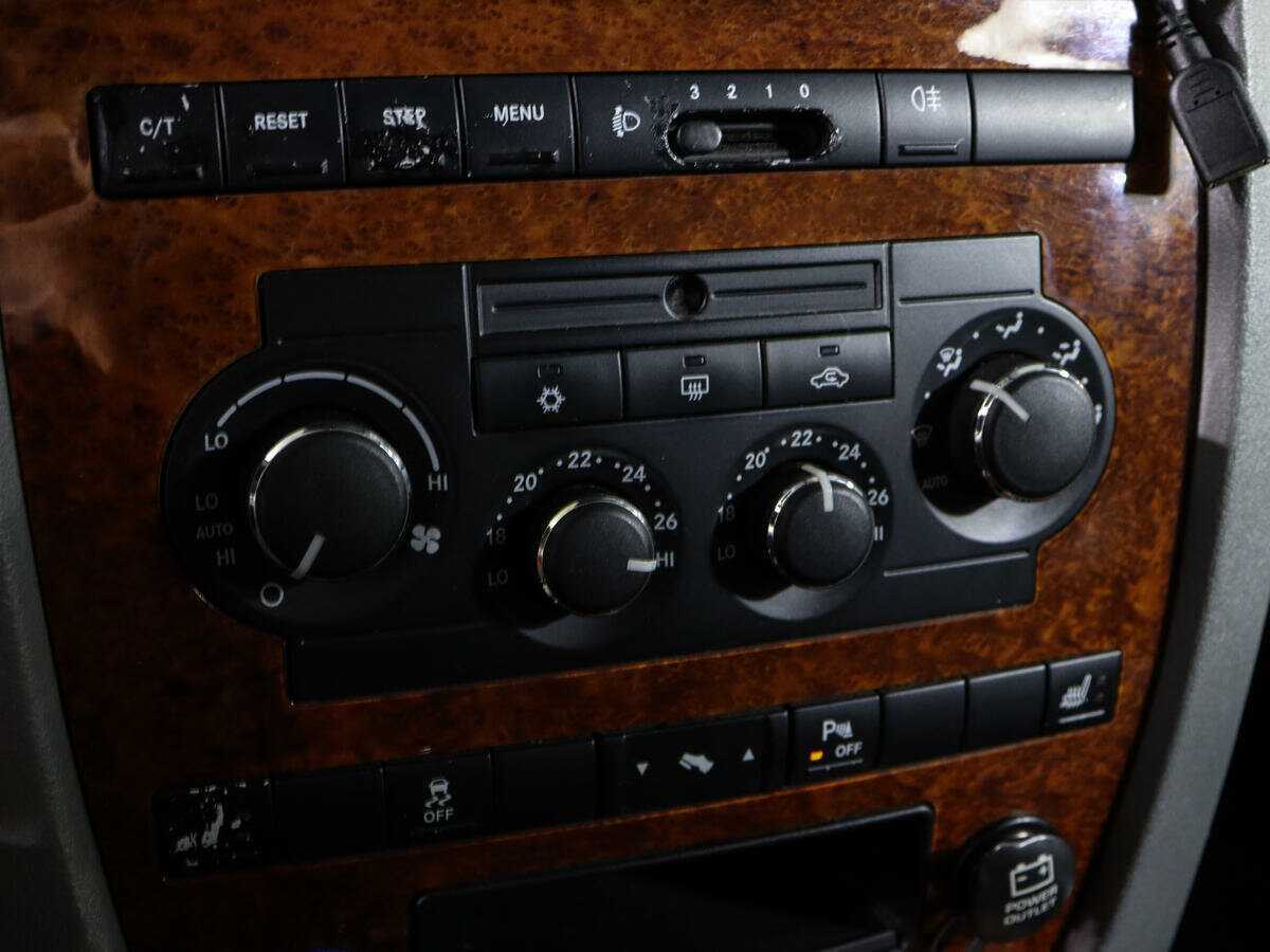 Jeep Grand Cherokee с пробегом — 2007 год. Фото: #20