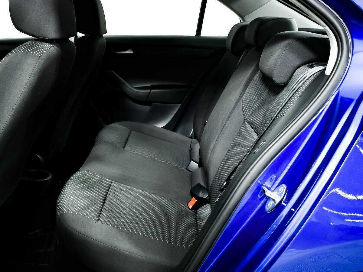 Volkswagen Polo с пробегом — 2020 год. Фото: #11