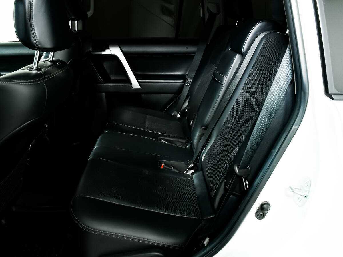 Toyota Land Cruiser Prado с пробегом — 2020 год. Фото: #11