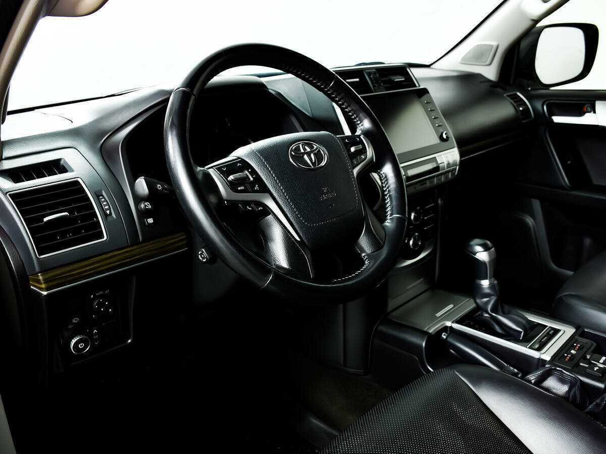 Toyota Land Cruiser Prado с пробегом — 2020 год. Фото: #12