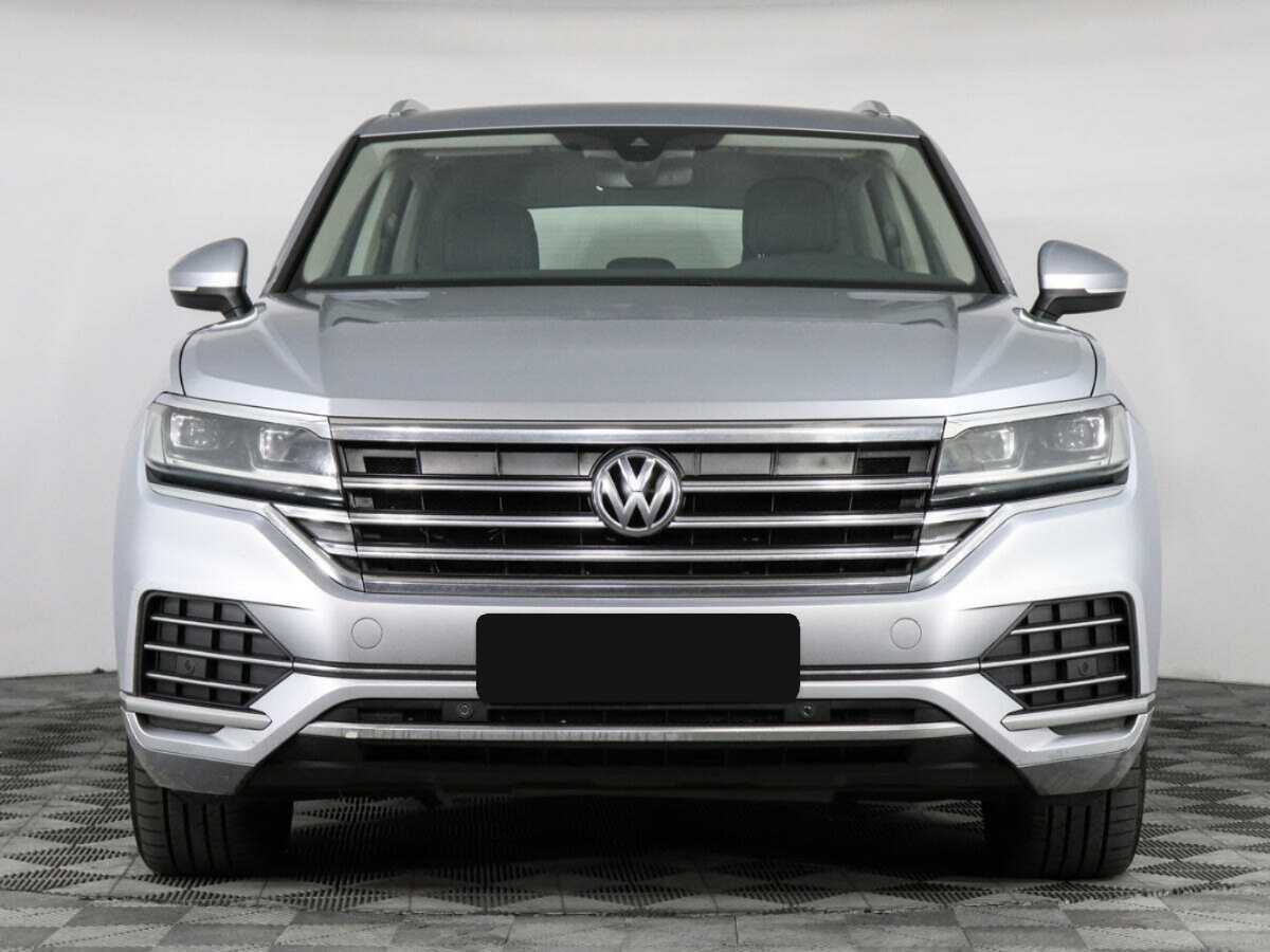 Volkswagen Touareg с пробегом — 2020 год. Фото: #1