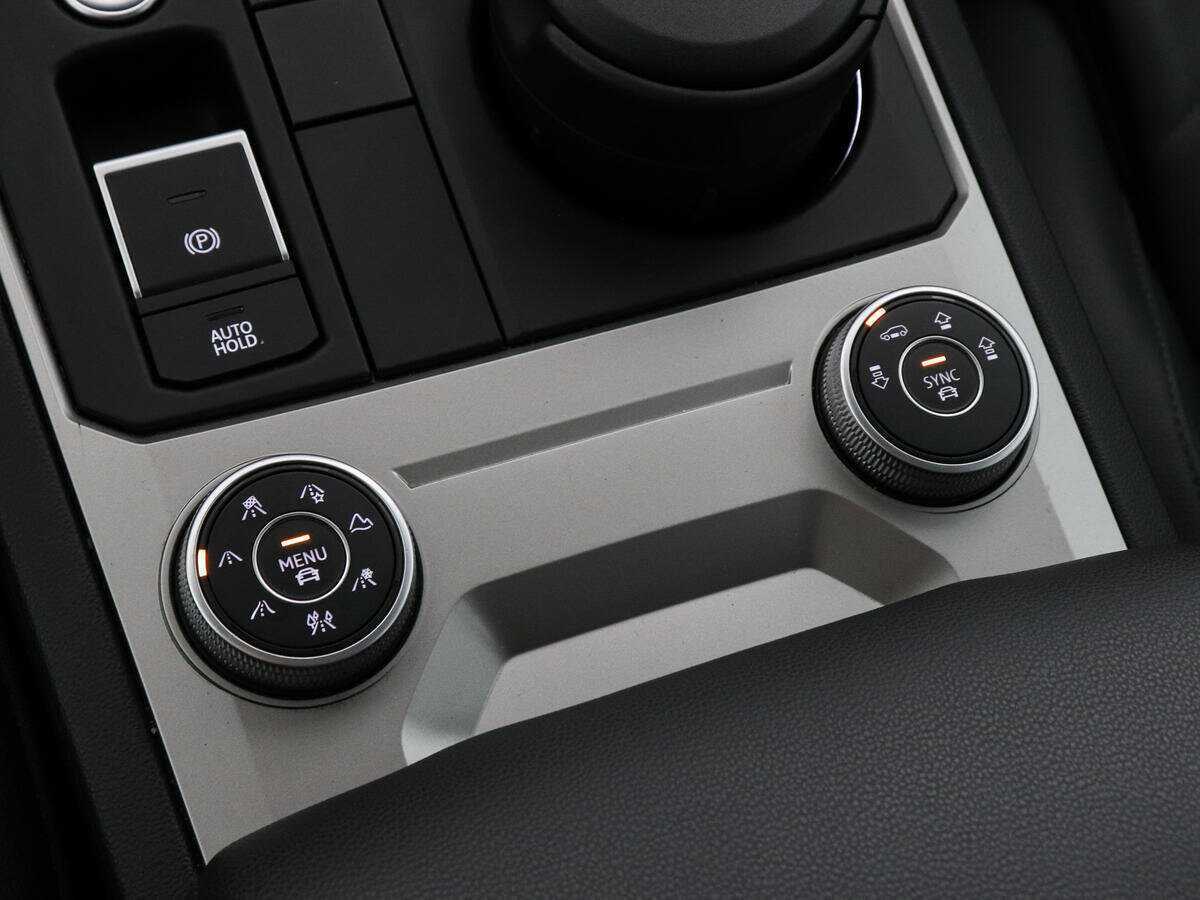 Volkswagen Touareg с пробегом — 2020 год. Фото: #14