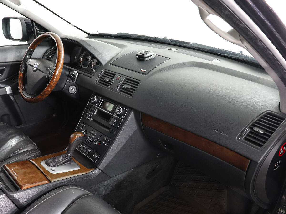 Volvo XC90 с пробегом — 2008 год. Фото: #6