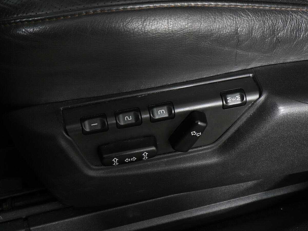 Volvo XC90 с пробегом — 2008 год. Фото: #9