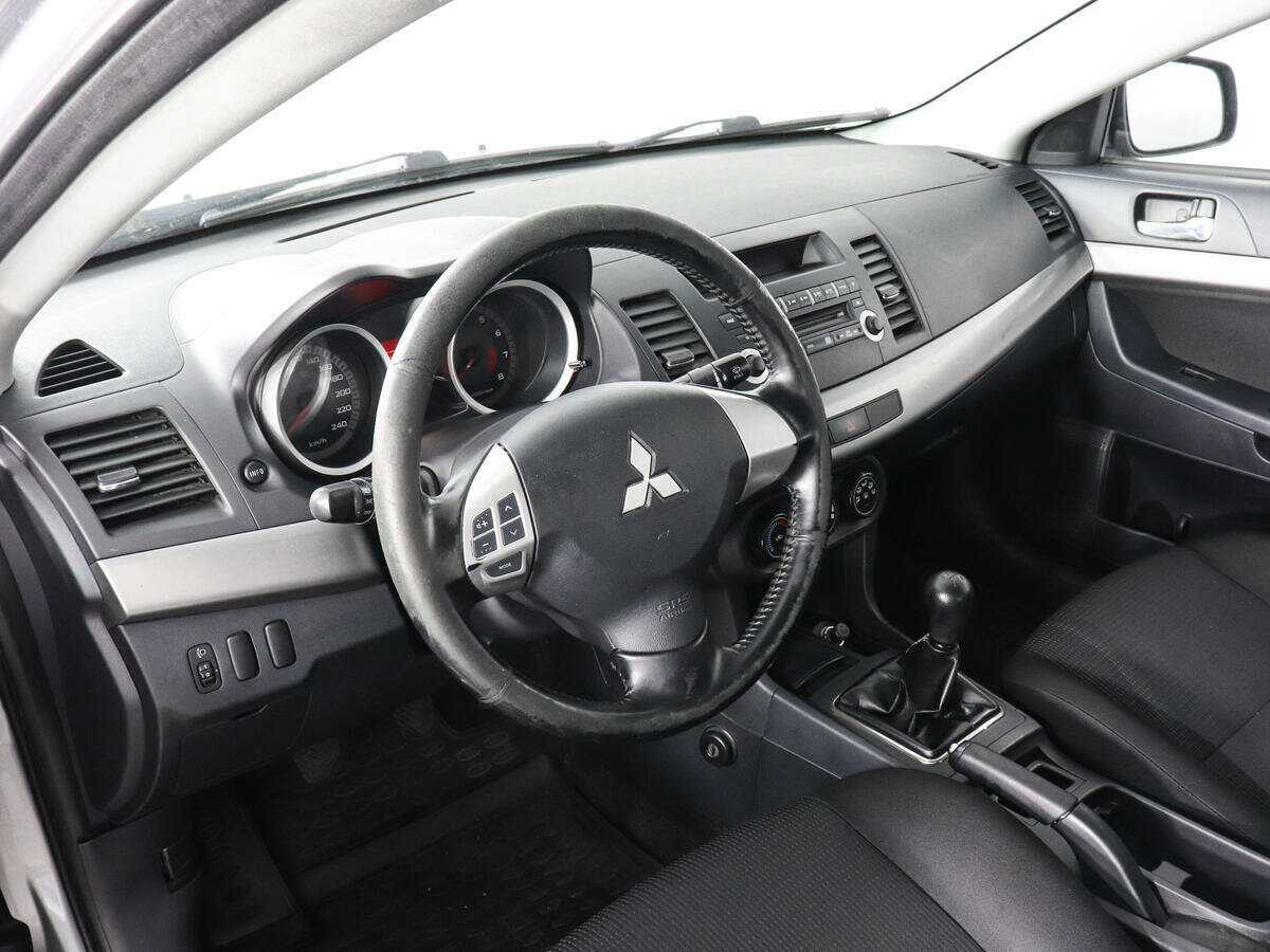 Mitsubishi Lancer с пробегом — 2007 год. Фото: #4