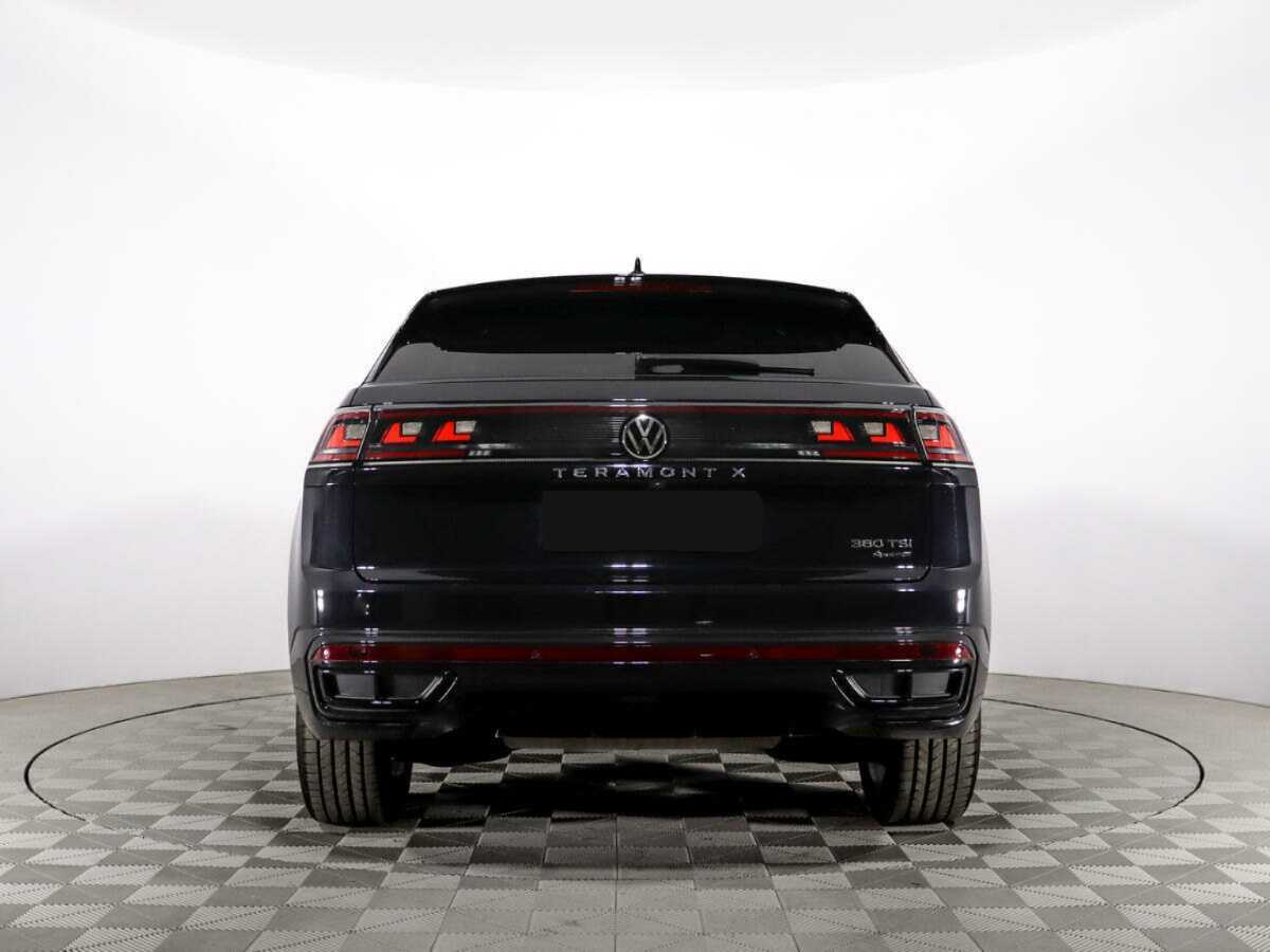 Volkswagen Teramont с пробегом — 2023 год. Фото: #5