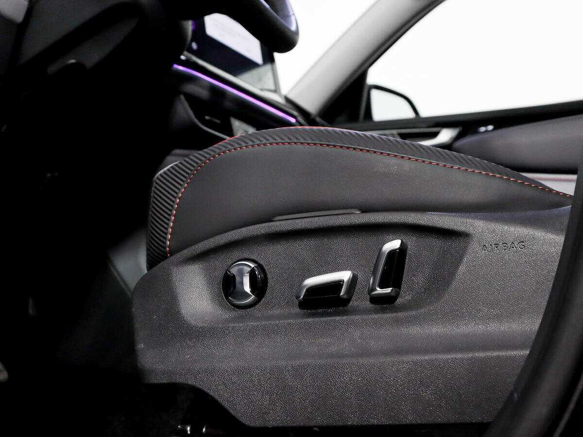 Volkswagen Teramont с пробегом — 2023 год. Фото: #9