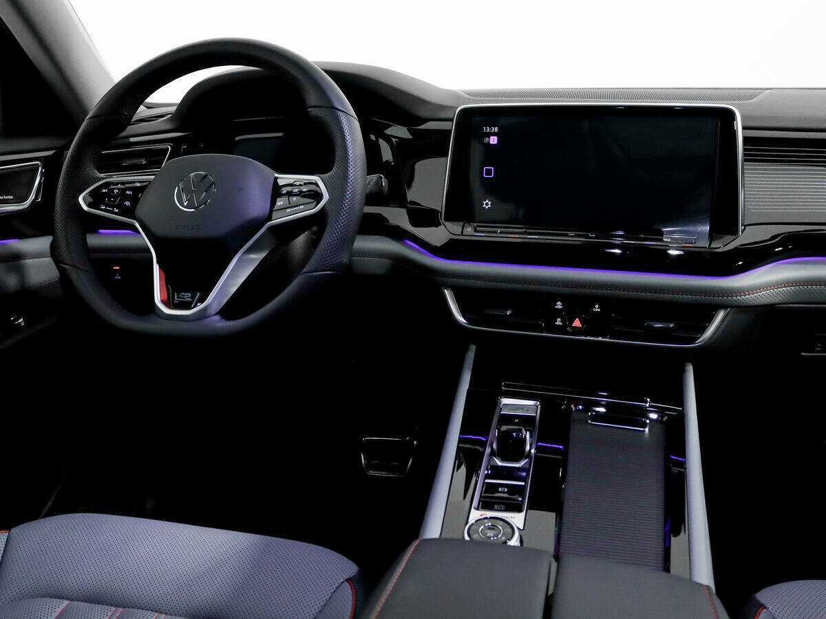 Volkswagen Teramont с пробегом — 2023 год. Фото: #13