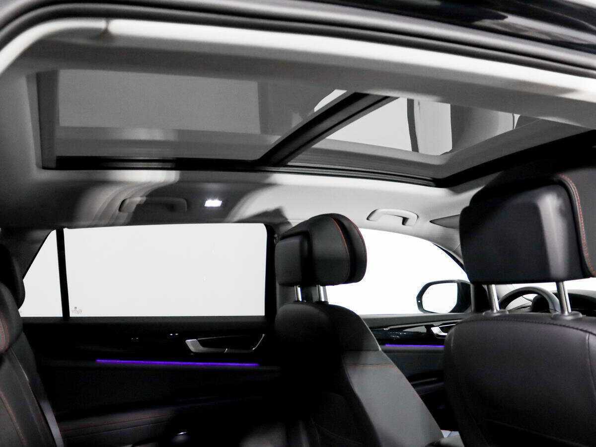 Volkswagen Teramont с пробегом — 2023 год. Фото: #19