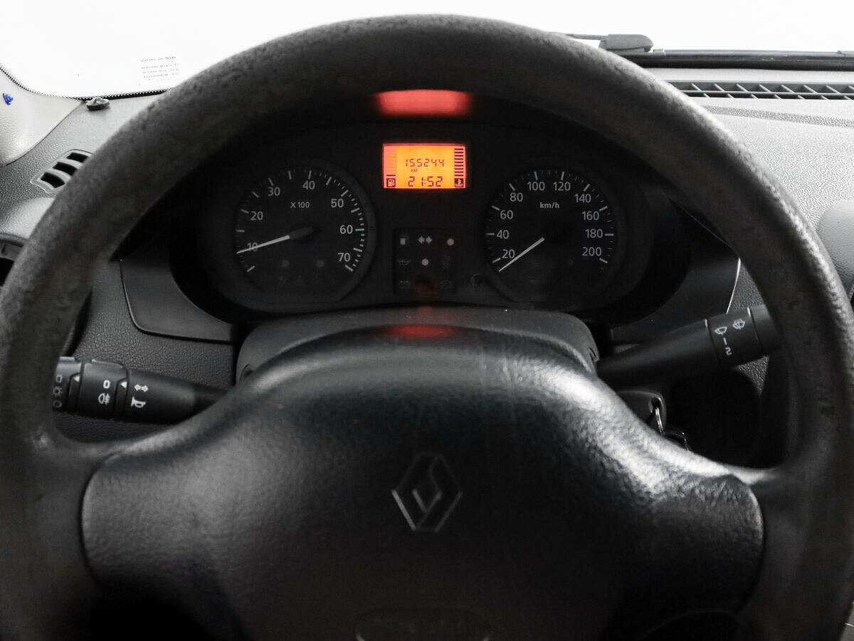 Renault Logan с пробегом — 2008 год. Фото: #16