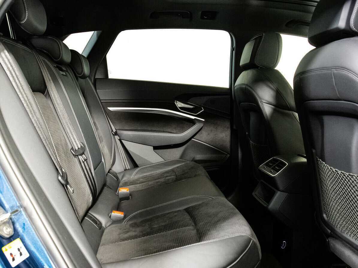 Audi e-tron с пробегом — 2019 год. Фото: #19