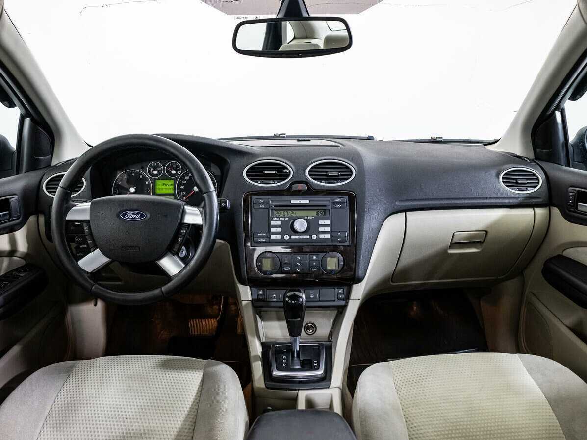 Ford Focus с пробегом — 2006 год. Фото: #12