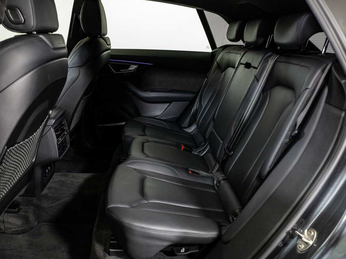 Audi Q8 с пробегом — 2019 год. Фото: #7