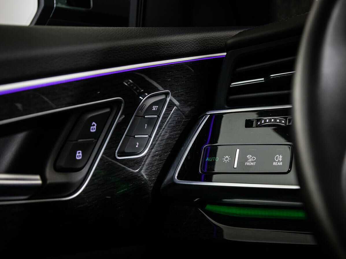 Audi Q8 с пробегом — 2019 год. Фото: #18