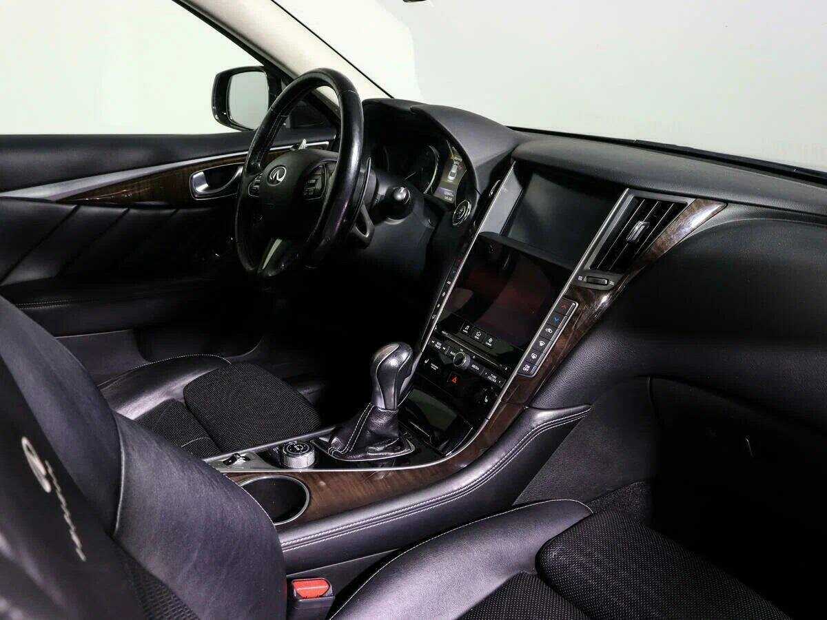 Infiniti Q50 с пробегом — 2014 год. Фото: #8