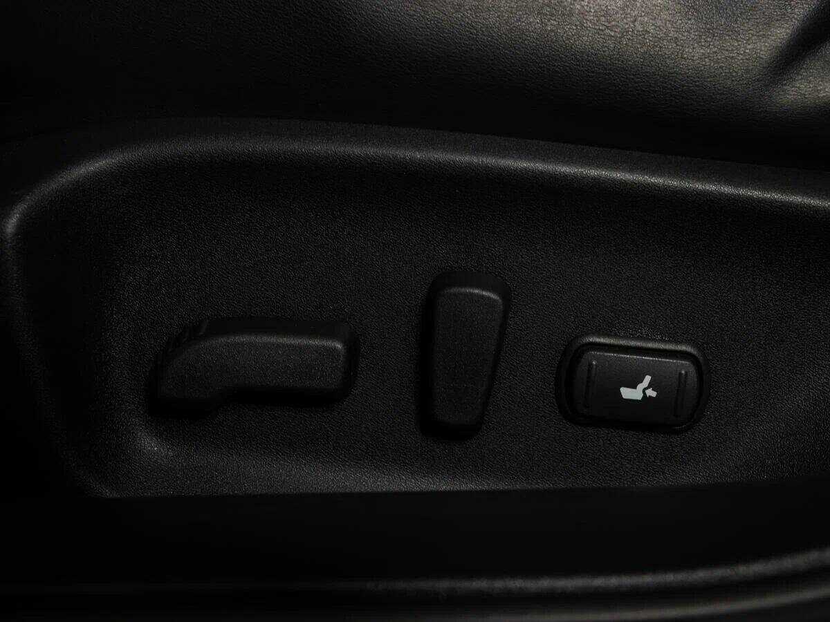 Infiniti Q50 с пробегом — 2014 год. Фото: #15