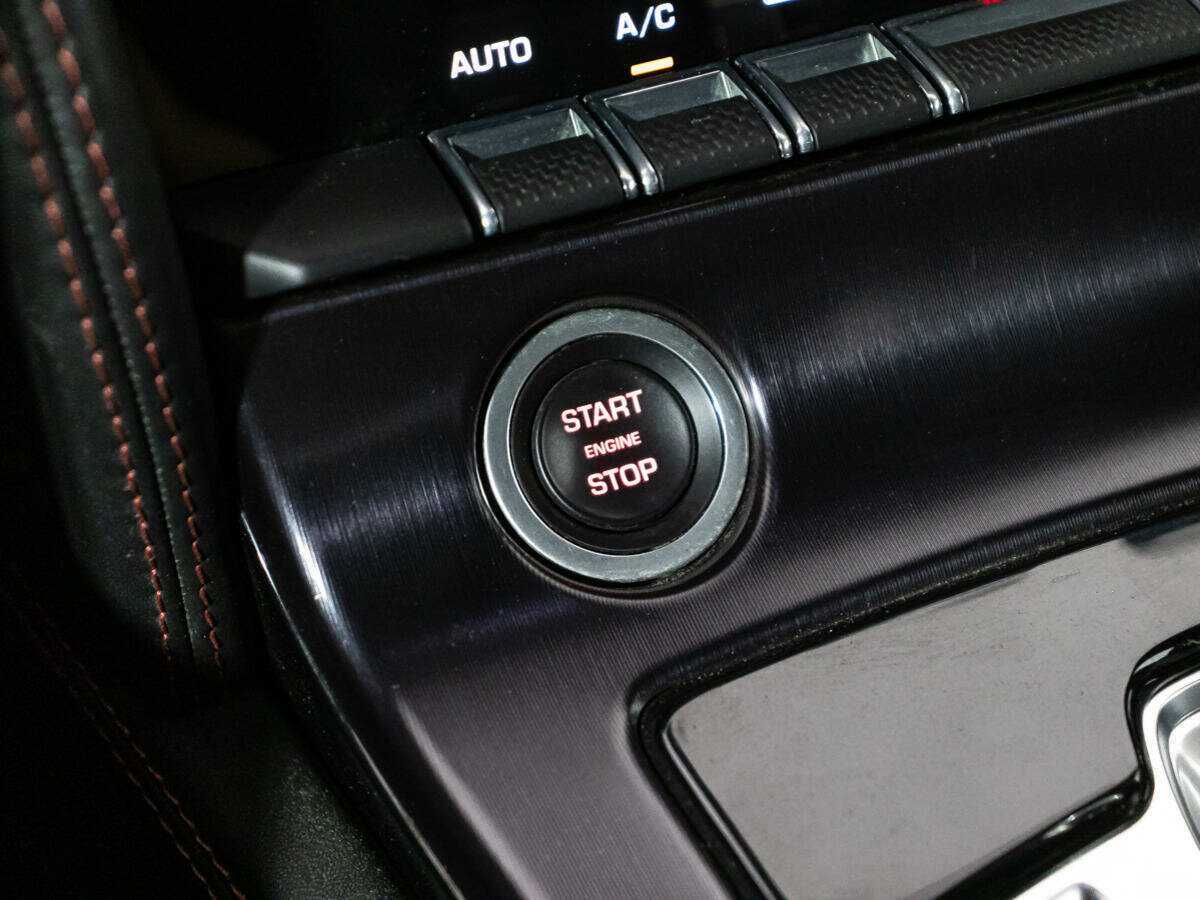 Jaguar F-Type с пробегом — 2019 год. Фото: #17