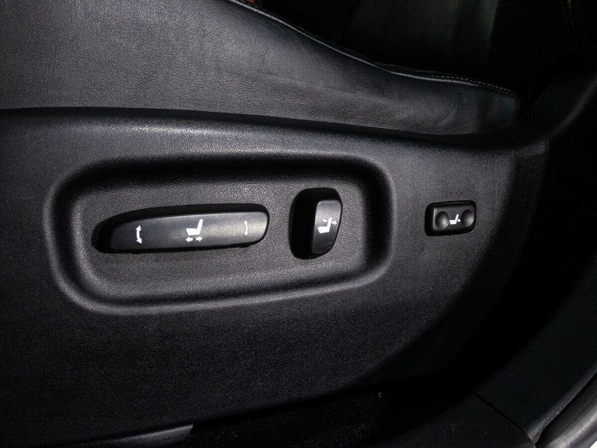 Lexus RX с пробегом — 2012 год. Фото: #21