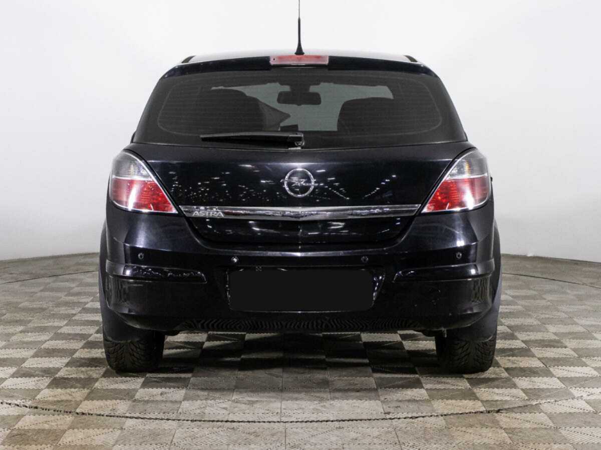 Opel Astra с пробегом — 2010 год. Фото: #5