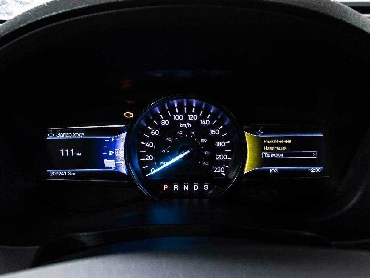 Ford Explorer с пробегом — 2017 год. Фото: #11