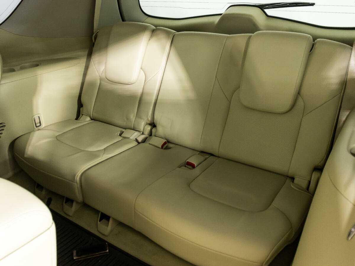 Infiniti QX80 с пробегом — 2014 год. Фото: #12