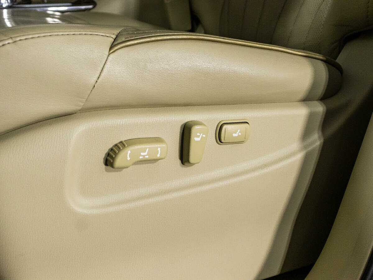 Infiniti QX80 с пробегом — 2014 год. Фото: #21