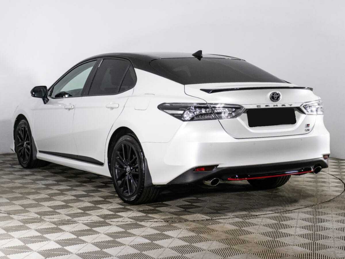 Toyota Camry с пробегом — 2021 год. Фото: #6