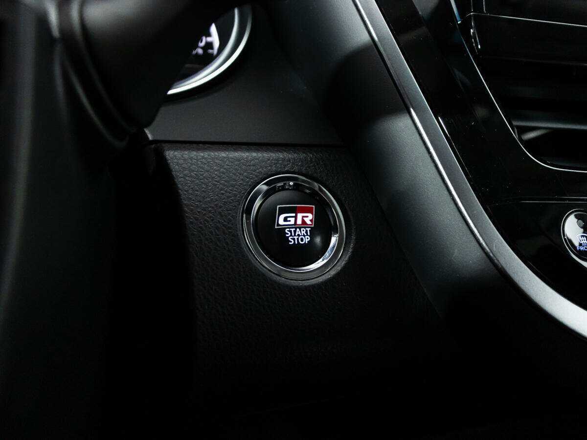 Toyota Camry с пробегом — 2021 год. Фото: #19