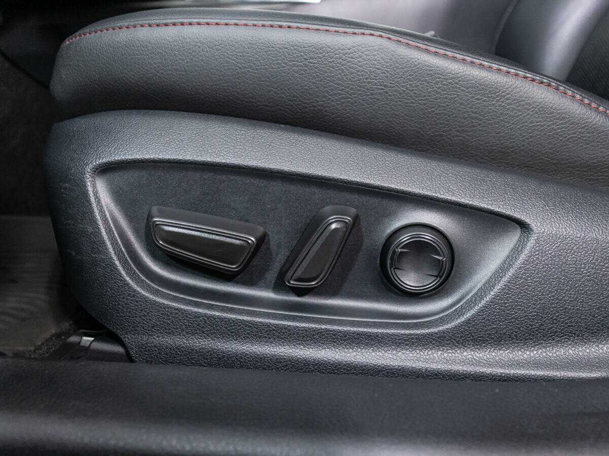 Toyota Camry с пробегом — 2021 год. Фото: #24