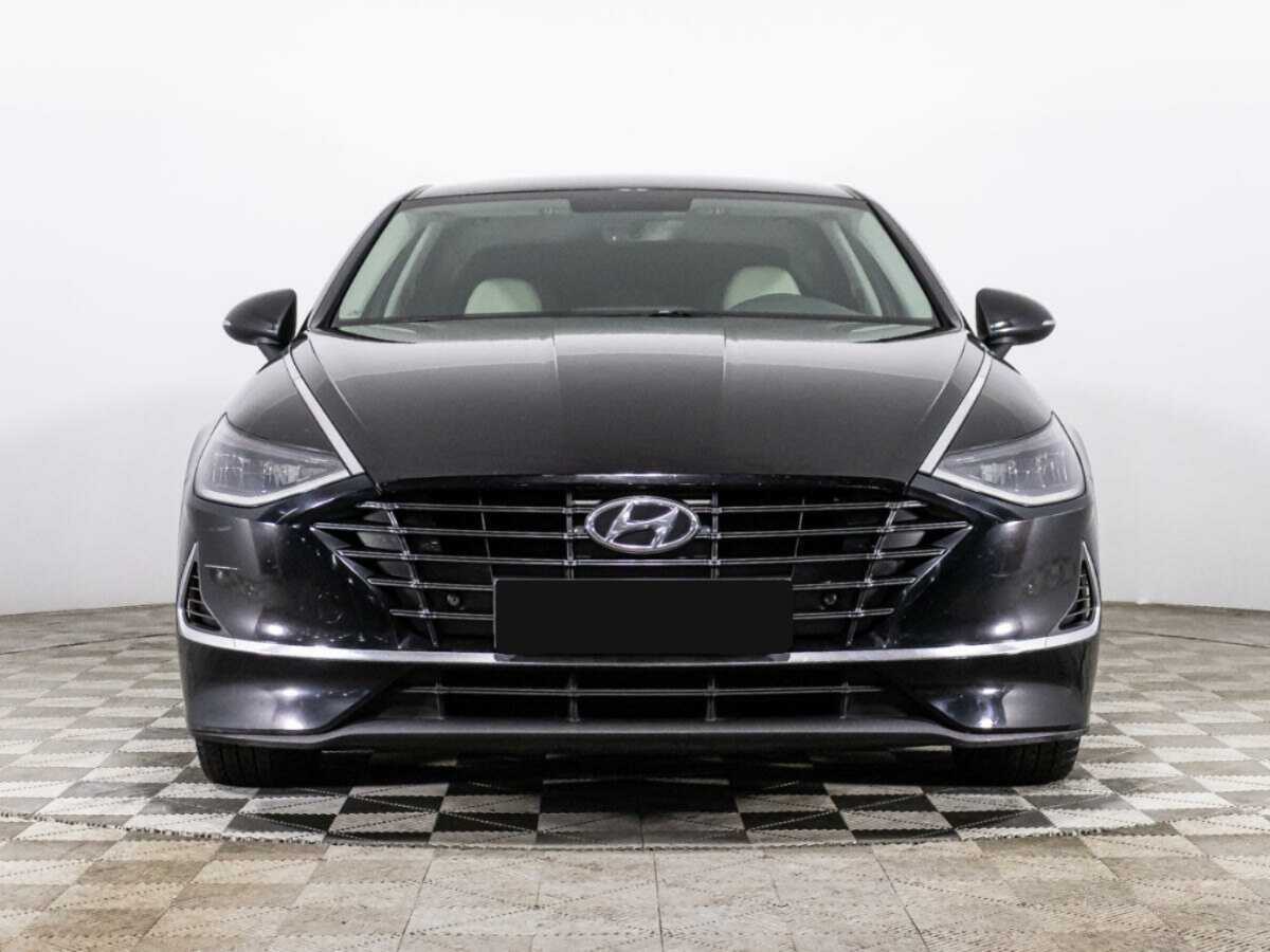 Hyundai Sonata с пробегом — 2020 год. Фото: #1