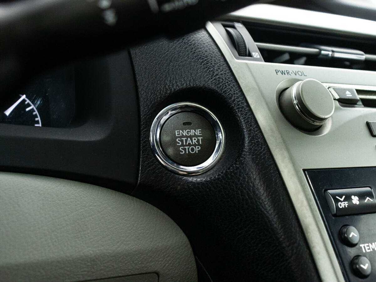 Lexus RX с пробегом — 2009 год. Фото: #18