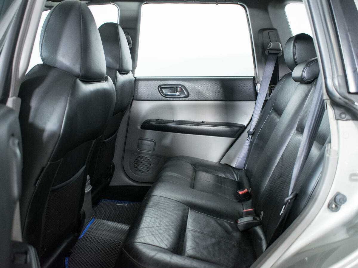 Subaru Forester с пробегом — 2004 год. Фото: #9