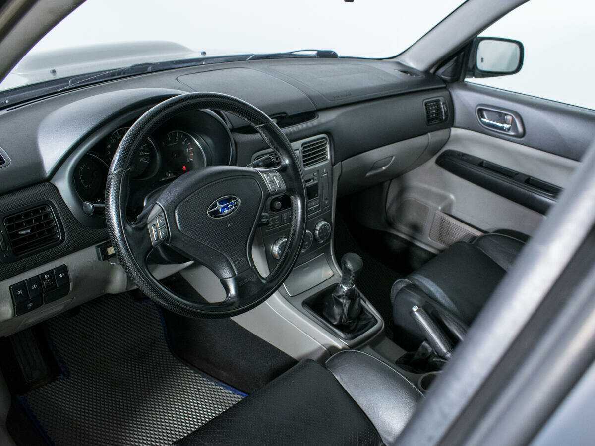 Subaru Forester с пробегом — 2004 год. Фото: #12
